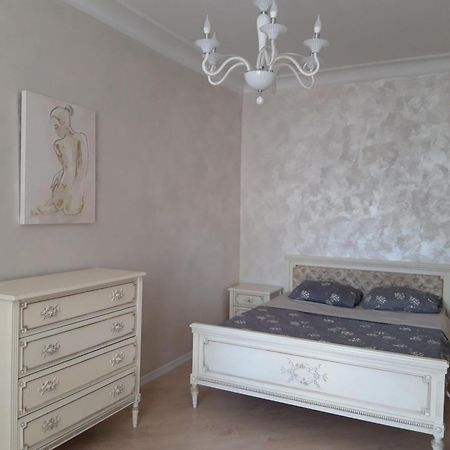 Luxury Apartment In The Center Chişinău Eksteriør billede